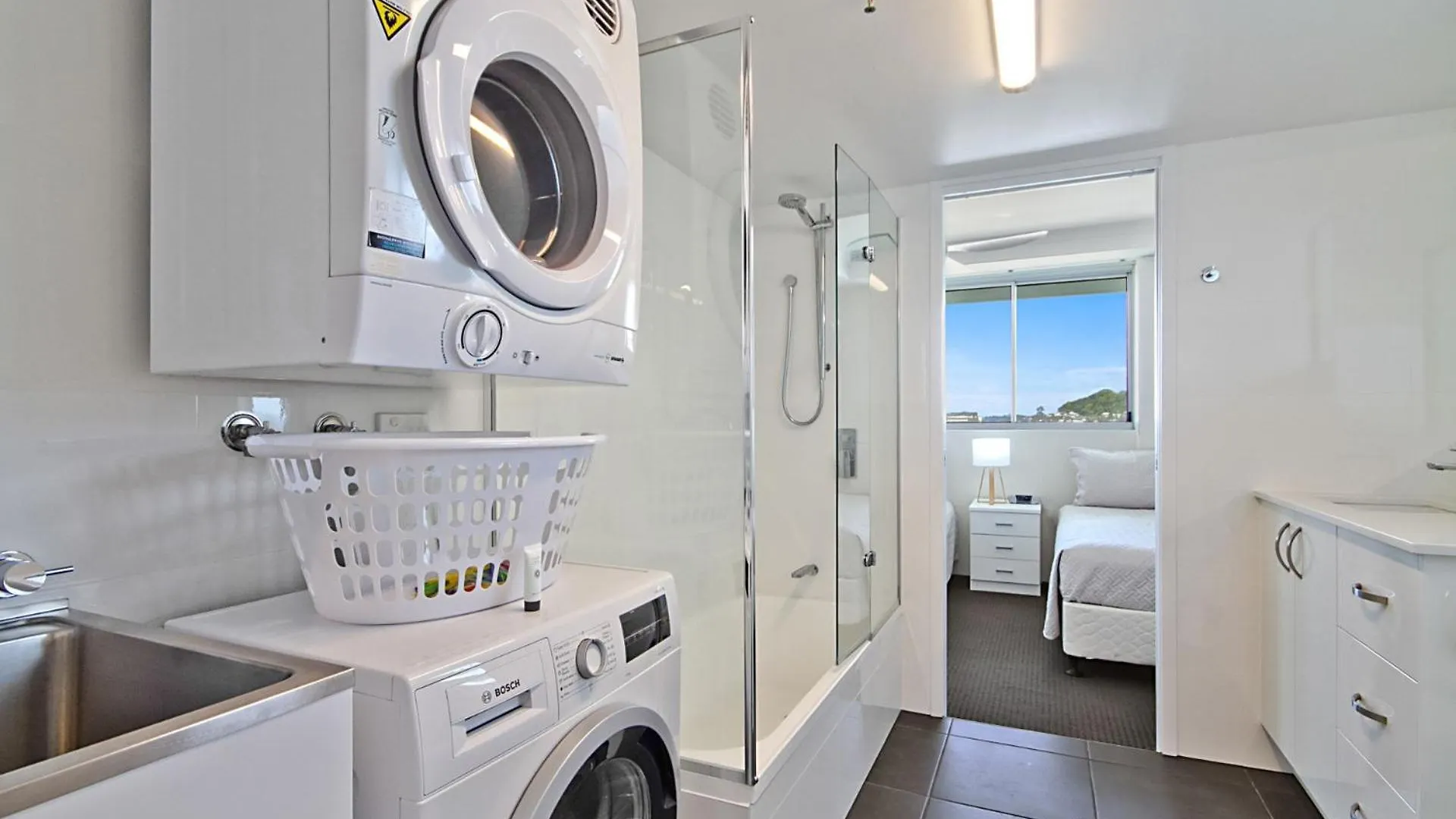 Ocean Plaza Unit 835 Apartment Gold Coast