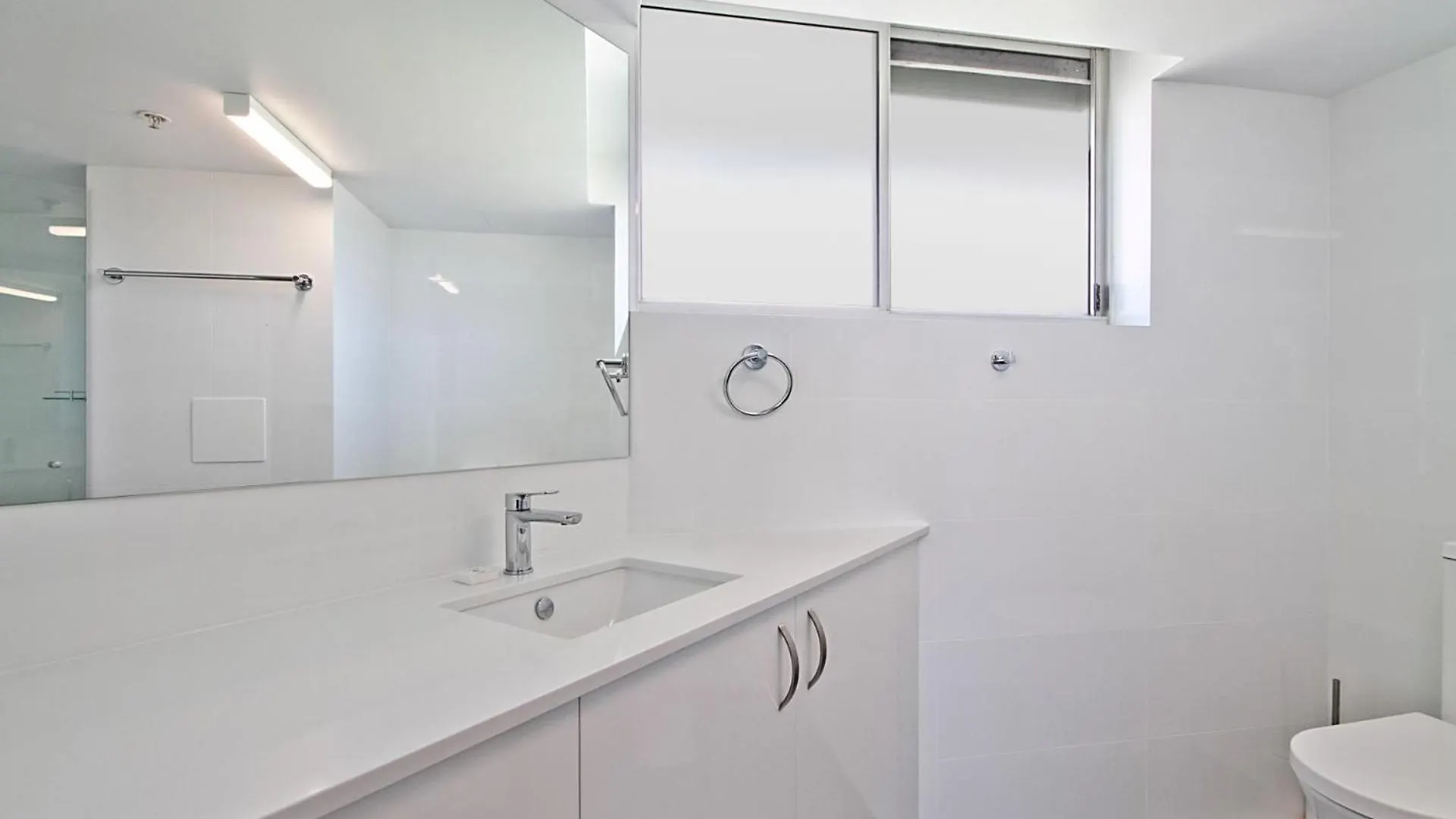 Ocean Plaza Unit 835 Apartment Gold Coast
